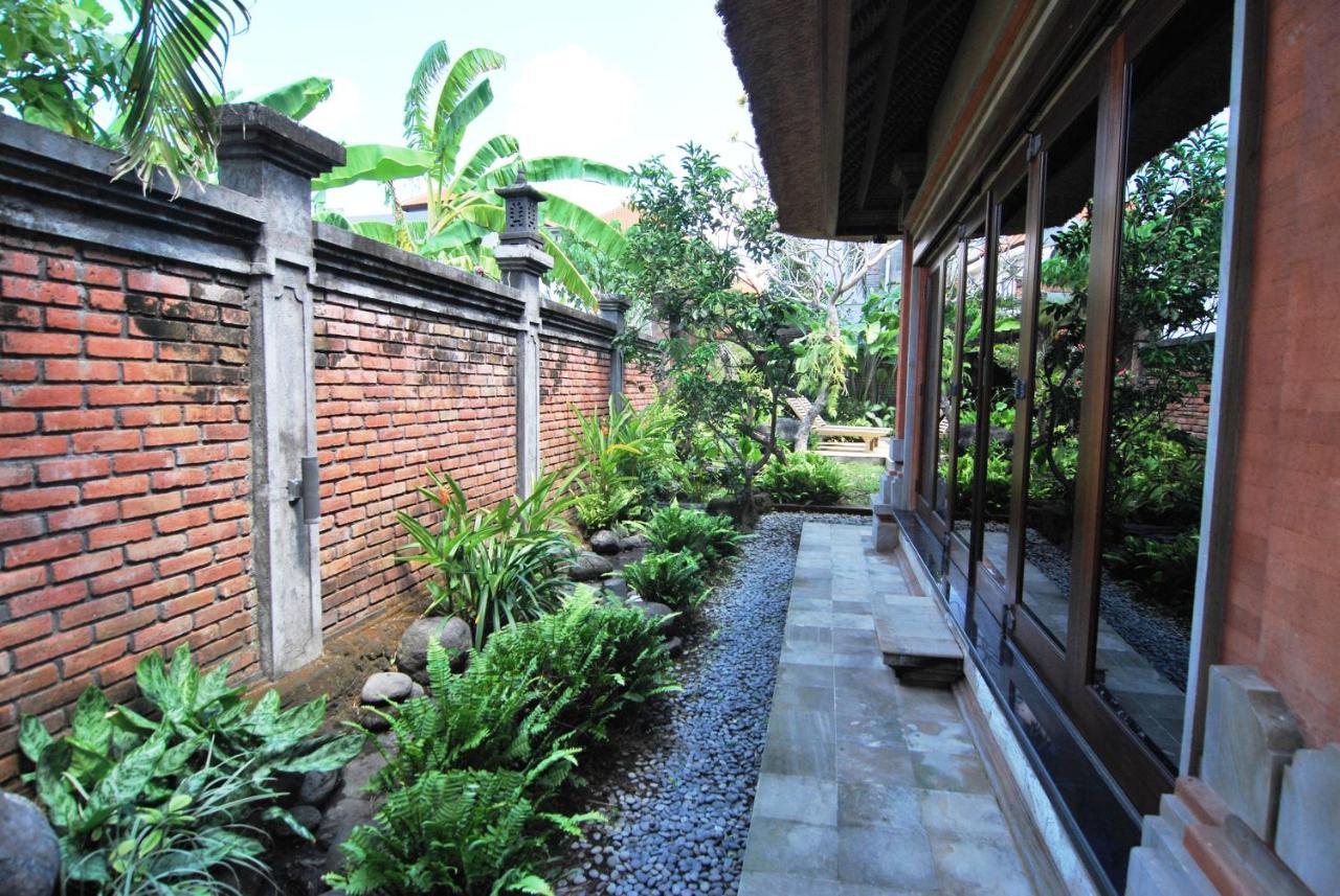 Villa Asih Ketewel Exteriör bild