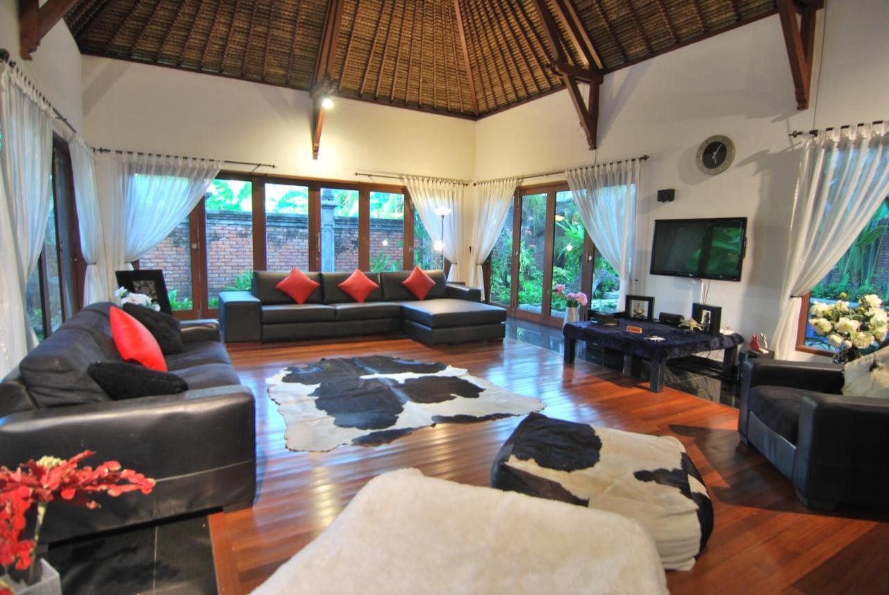 Villa Asih Ketewel Exteriör bild